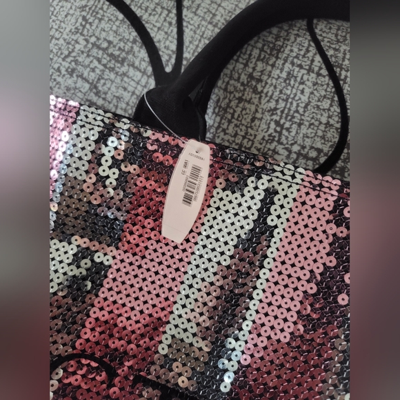 NWT Victoria's Secret Sequin Weekender - Picture 4 of 5